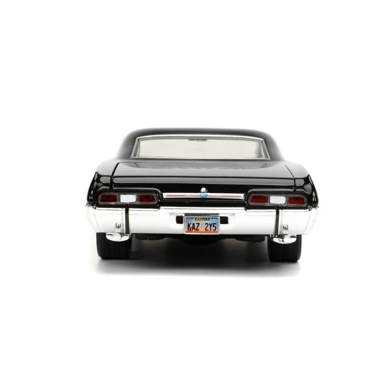 Chevrolet Impala W/Dean Winchester Figure HOLLYWOOD RIDES 1967