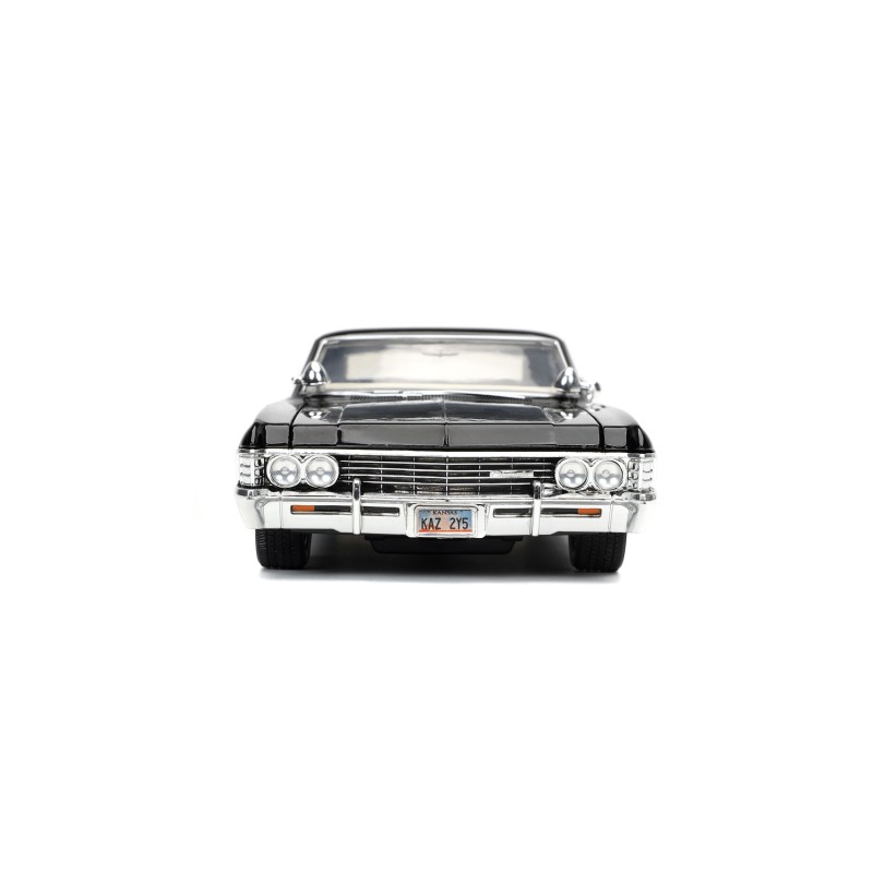 Chevrolet Impala W/Dean Winchester Figure HOLLYWOOD RIDES 1967
