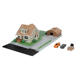Fast and Furious Dom's House W/2 Vehicles FF